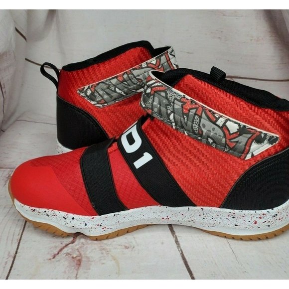Boys AND1 Strapped Blindside Basketball Shoes Sneakers Size 5 Red - Picture 12 of 12